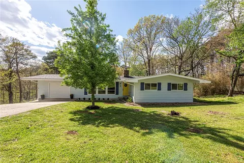 10 Easington Ln, Bella Vista, AR 72714