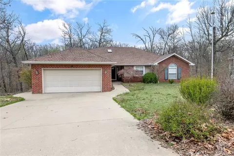 50 Kirkcaldy Dr, Bella Vista, AR 72715