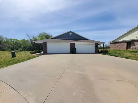 245 N 247 N Anabranch Ct, Farmington, AR 72730
