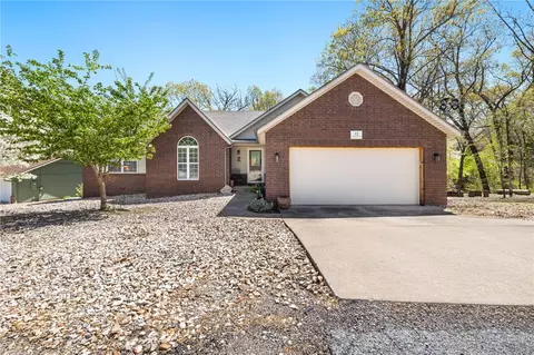 12 Harrington Ln, Bella Vista, AR 72714