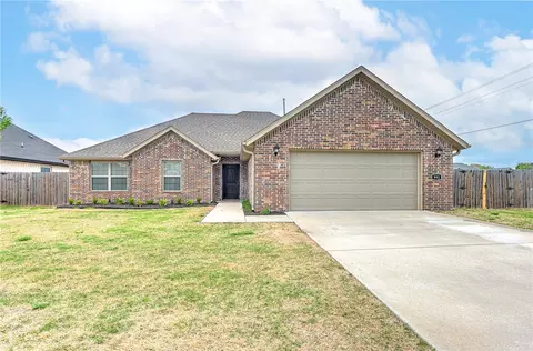 991 Bob Glen Cir, Centerton, AR 72719