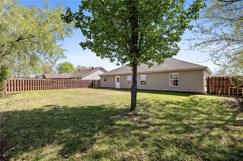 663 Gamble Rd, Centerton, AR 72719 photo 4