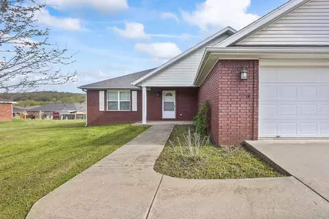 552 W Wilson St, Fayetteville, AR 72701