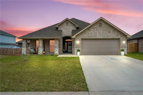 2410 Armstrong Ln, Pea Ridge, AR 72751