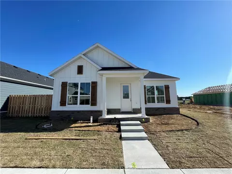 6783 Autumn Ave, Springdale, AR 72762