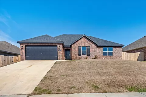 1045 Autumn Royal Ave, Lowell, AR 72745