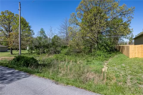 5 Bonhill Lane # 5, Bella Vista, AR 72715