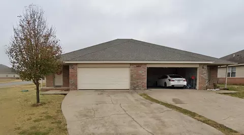 1330 A B Dove Loop, Springdale, AR 72764 photo 2