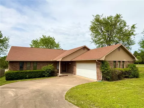 2796 E Hardy Ln, Fayetteville, AR 72703
