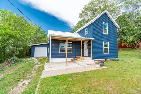 200 Maple Ave, Decatur, AR 72722