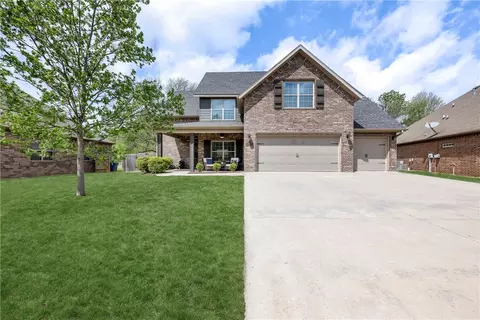 4406 SW Bermuda Ave, Bentonville, AR 72712