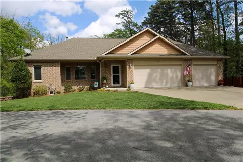 28 Zennor Cir, Bella Vista, AR 72715