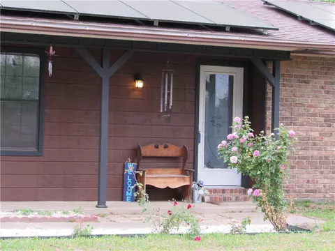 Exterior - 2004 Cardinal Dr, Springdale, AR 72764 photo 2 of 9