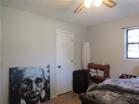 Bedroom - 2004 Cardinal Dr, Springdale, AR 72764 photo 4 of 6