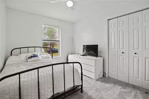 Bedroom - 2402 Witty Ct, Harrison, AR 72601 photo 3 of 6