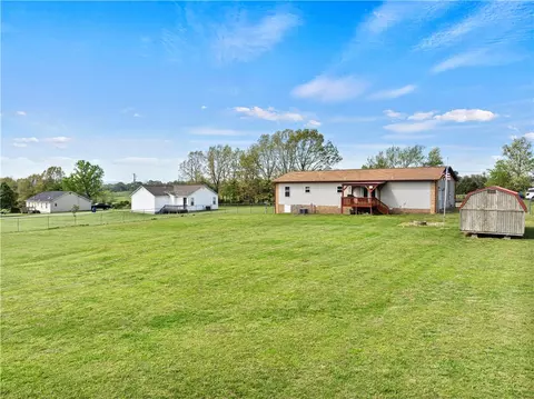 Exterior - 2402 Witty Ct, Harrison, AR 72601 photo 6 of 10