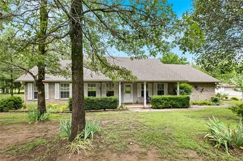 101224 S 4612 Rd, Sallisaw, OK 74955