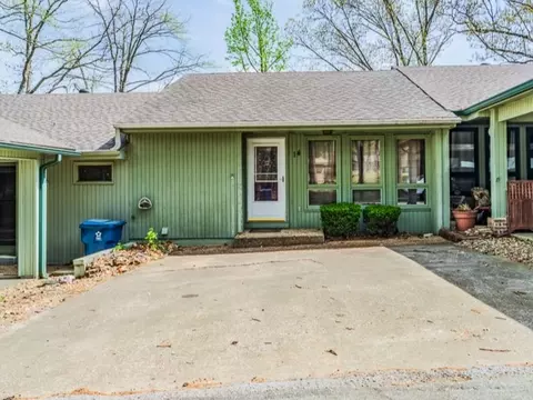 14 Mellor Ln, Bella Vista, AR 72715