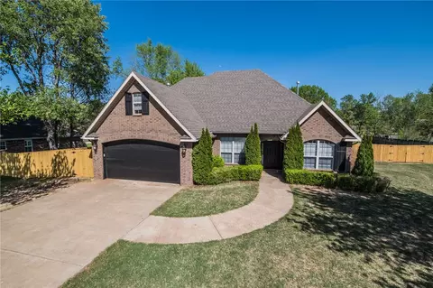 5103 N Cheyenne Trl, Rogers, AR 72756