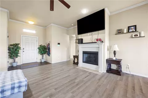 Living - 3891 Deerhurst St, Springdale, AR 72764 photo 3 of 4