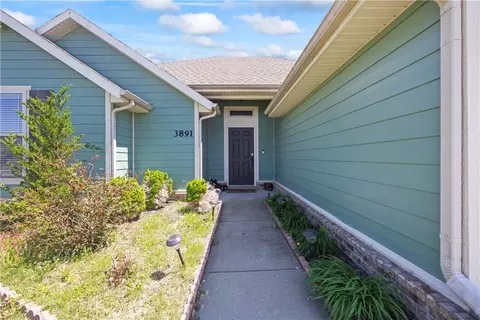 Exterior - 3891 Deerhurst St, Springdale, AR 72764 photo 2 of 9