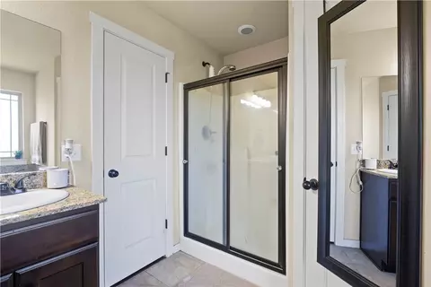 Bath - 3891 Deerhurst St, Springdale, AR 72764 photo 2 of 5