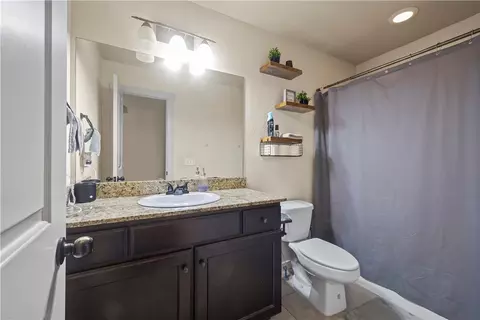 Bath - 3891 Deerhurst St, Springdale, AR 72764 photo 5 of 5