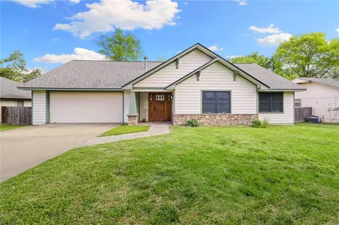 2020 E Country Way, Fayetteville, AR 72703