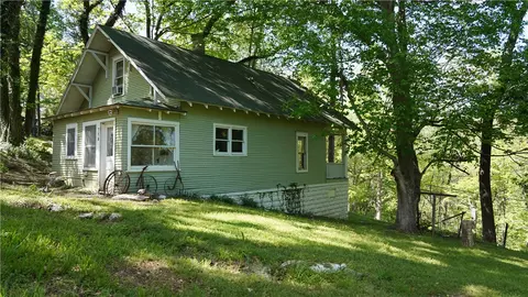 716 Electric St, Rogers, AR 72756