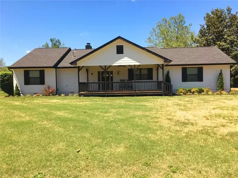13479 Saint Andrews Dr, Siloam Springs, AR 72761