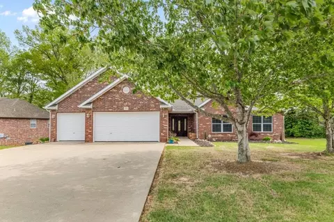 701 Tunbridge Dr, Bentonville, AR 72712
