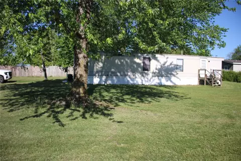 27 Mc 5048, Yellville, AR 72687