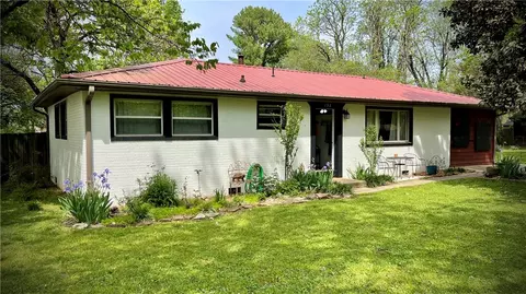132 Neal St, Farmington, AR 72730