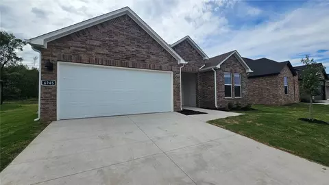 4245 Blossom Ave, Springdale, AR 72764