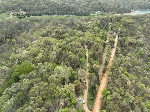11490 Sallie Dr, Rogers, AR 72756