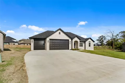 Exterior - 140 Ambry Loop, Centerton, AR 72719 photo 4 of 7