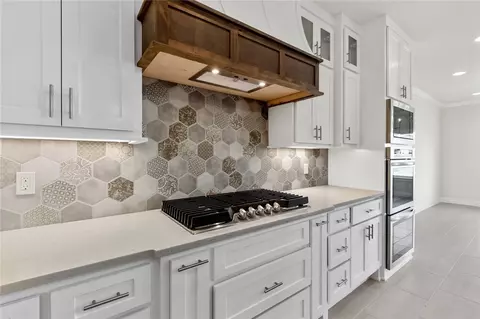 Kitchen - 140 Ambry Loop, Centerton, AR 72719 photo 4 of 4