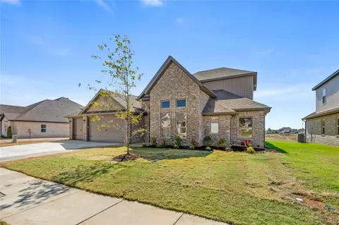 121 Ambry Loop, Centerton, AR 72719 photo 4
