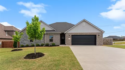 3609 SW Carter Rd, Bentonville, AR 72712