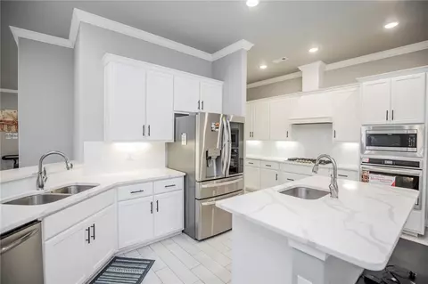 2300 Cameo Ln, Bentonville, AR 72712