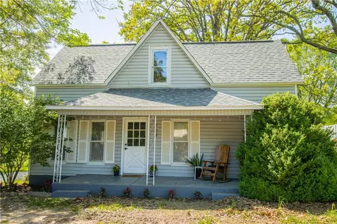 204 Coy St, Harrison, AR 72601