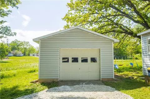 204 Coy St, Harrison, AR 72601 photo 4