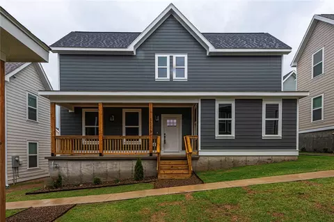 3068 W Salida Ln, Fayetteville, AR 72704