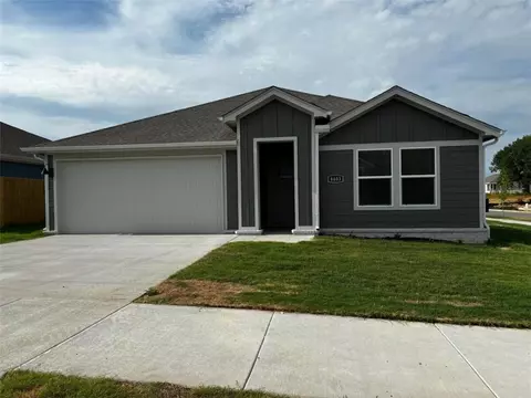 4403 W Glacier St, Fayetteville, AR 72704