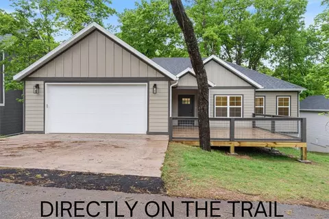 21 Burnham Dr, Bella Vista, AR 72715