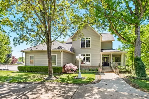 21 Kildonan Dr, Bella Vista, AR 72715