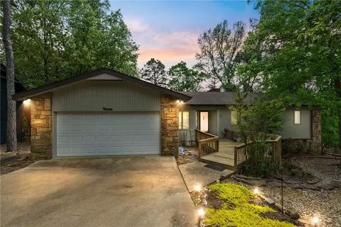 3 Wimbledon Way, Bella Vista, AR 72715