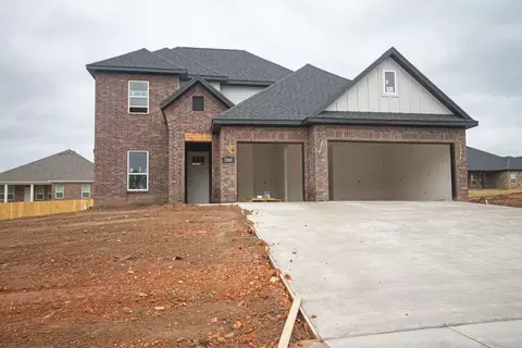 5500 SW Nandina Ln, Bentonville, AR 72713