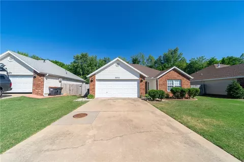 3011 Riverside St, Springdale, AR 72764