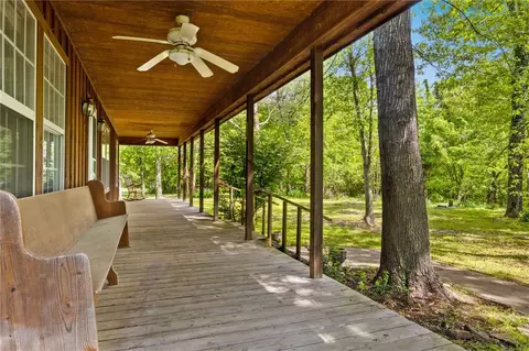 20442 Cedar Bluff Rd, Fayetteville, AR 72703